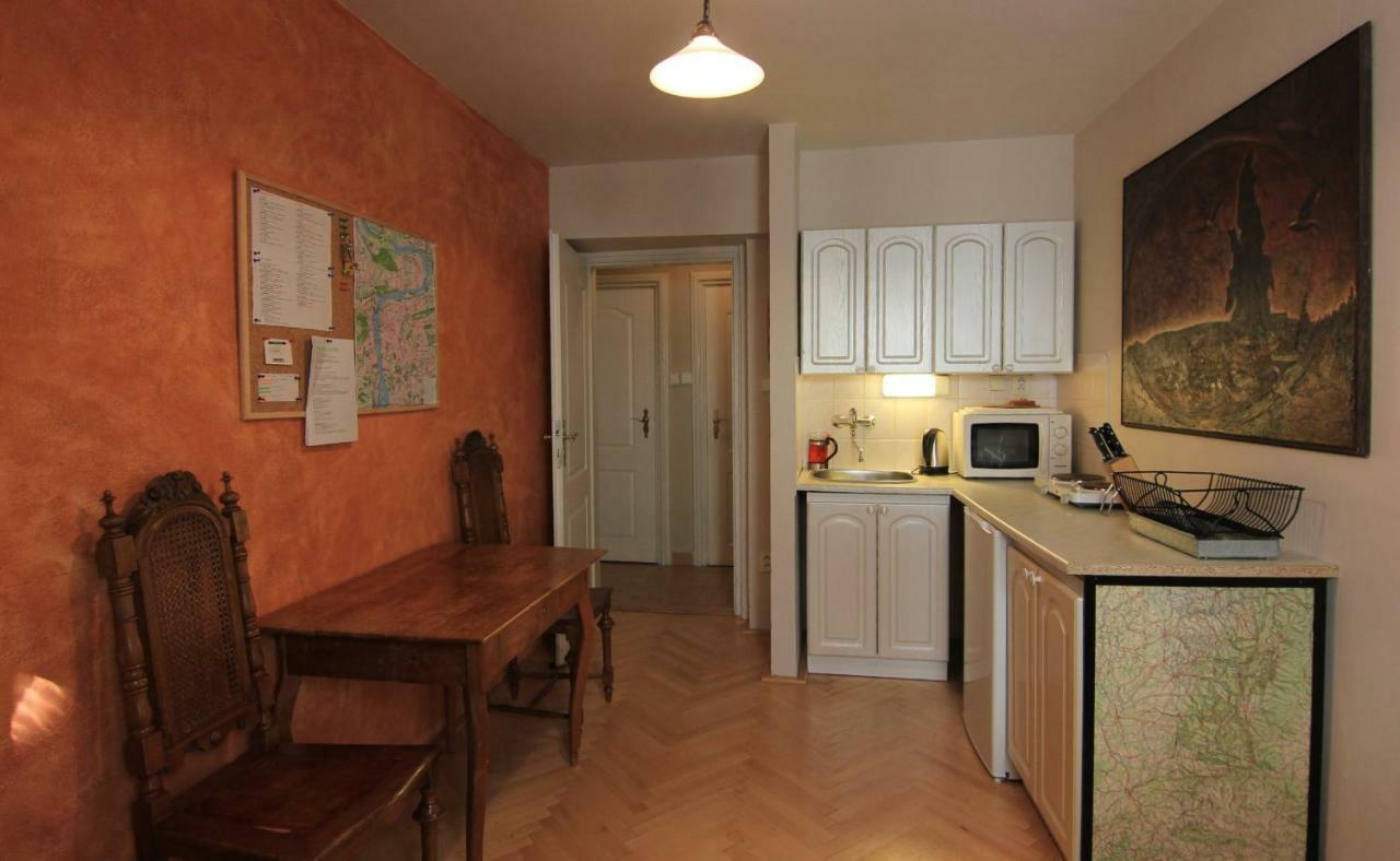 Mala Strana Apartment 1 ปราก ภายนอก รูปภาพ